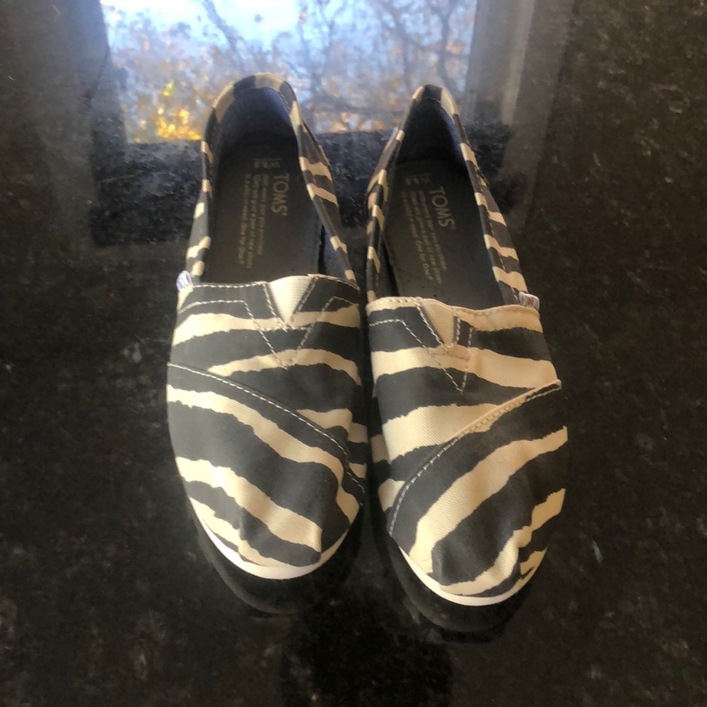Brand new no box toms 5.5